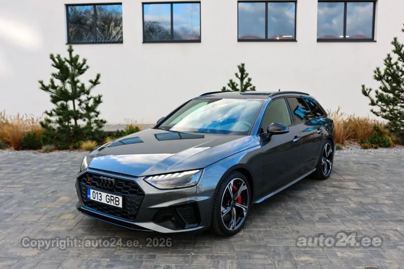 Audi S4 - 1