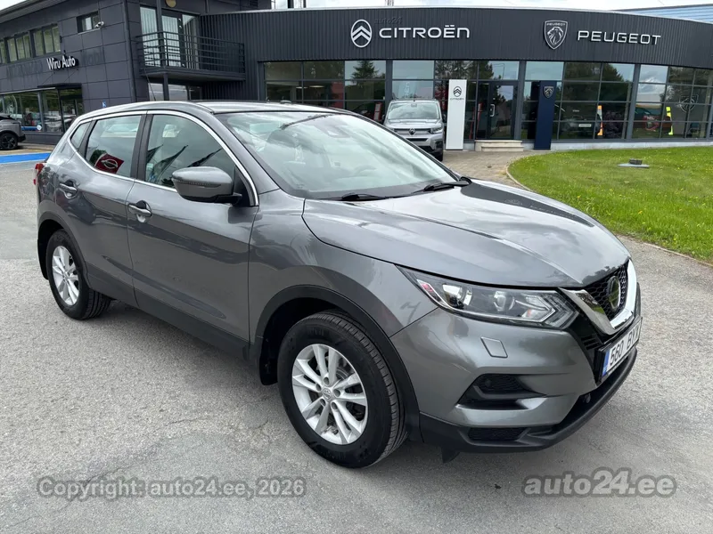 Nissan Qashqai - 1
