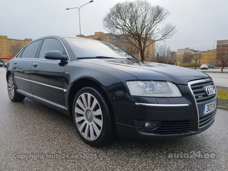 Audi A8 - 1