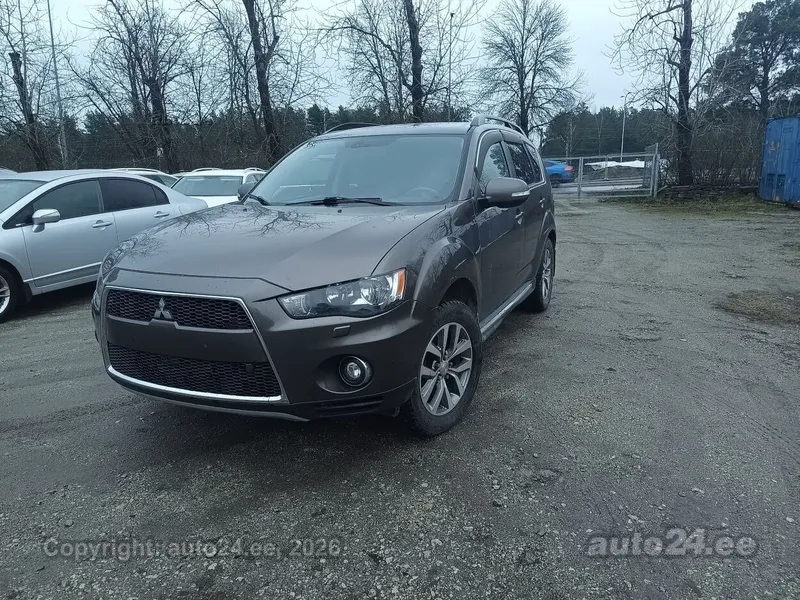 Mitsubishi Mitsubishi Outlander