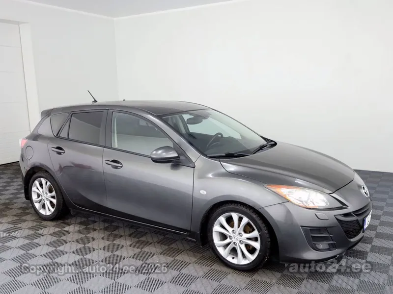 Mazda 3 - 1