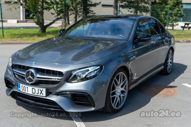 Mercedes-Benz E 63 AMG S - 1