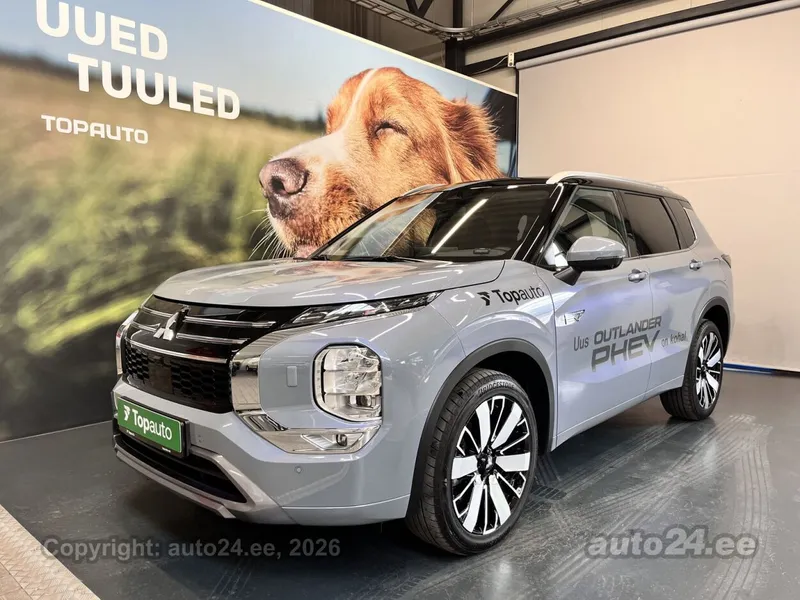 Mitsubishi Outlander - 1