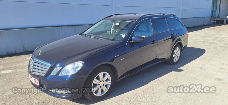 Mercedes-Benz E 200 - 1