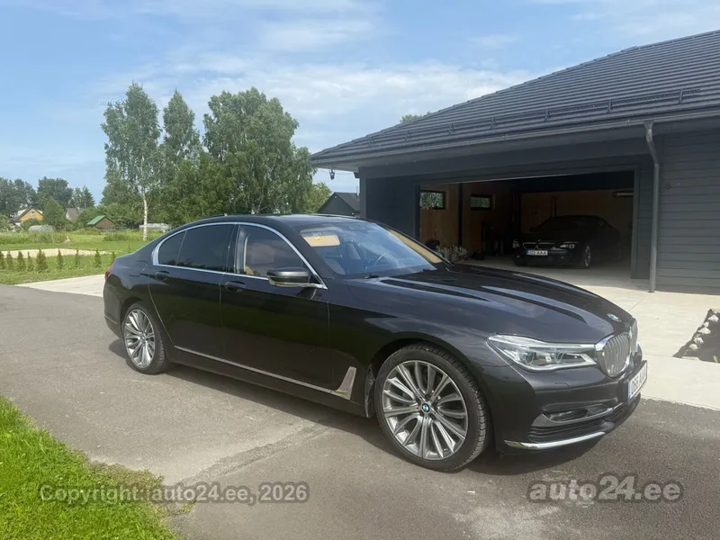 BMW 740 - 1