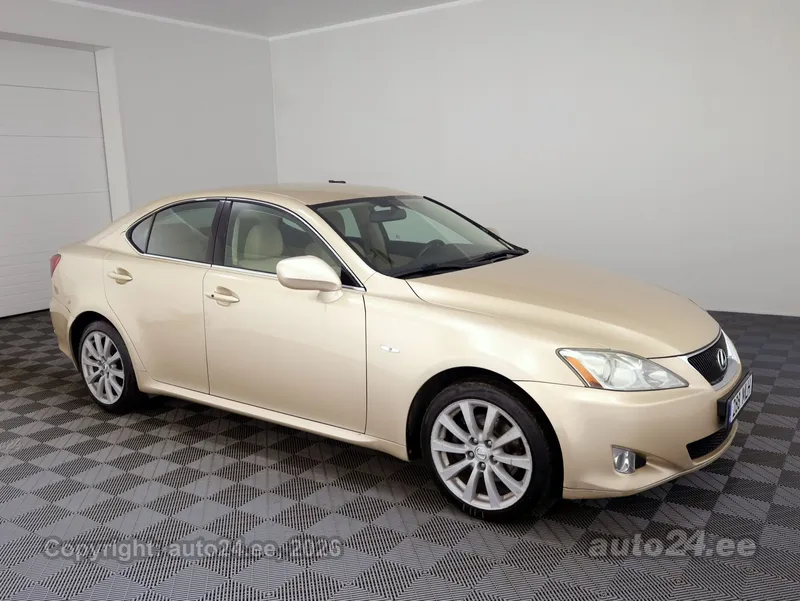 Lexus IS 250 - 1