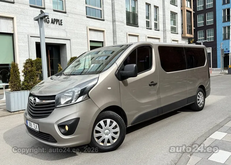 Opel Vivaro - 1