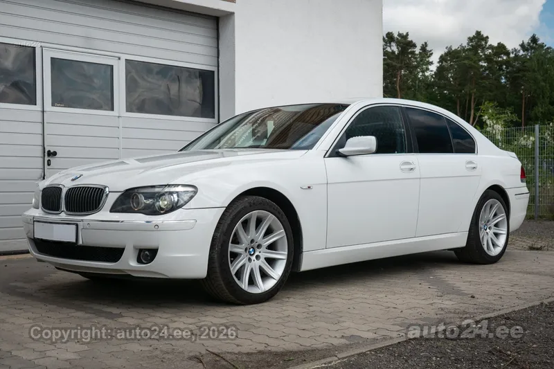 BMW 740 - 1