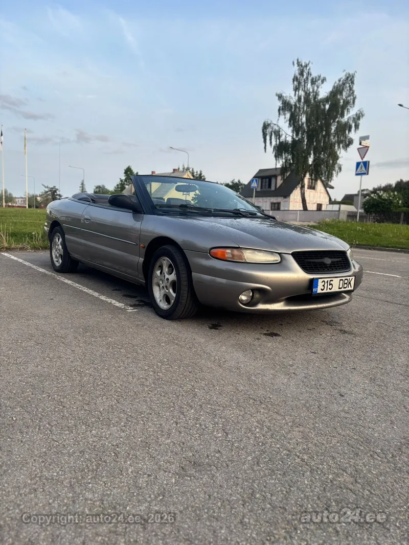 Chrysler Stratus - 1