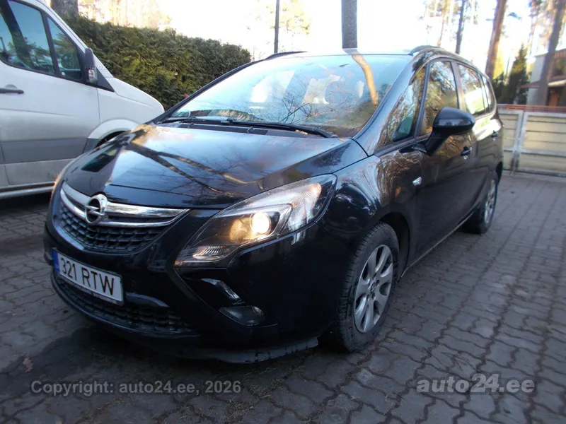 Opel Zafira - 1