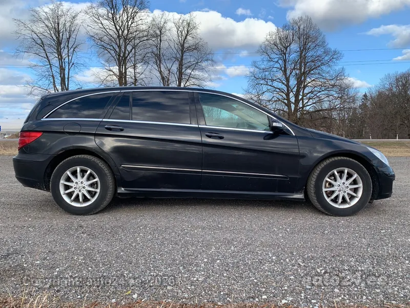 Mercedes-Benz R 320 - 1
