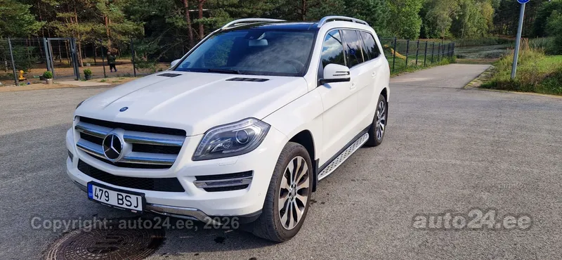 Mercedes-Benz GL 350 - 1