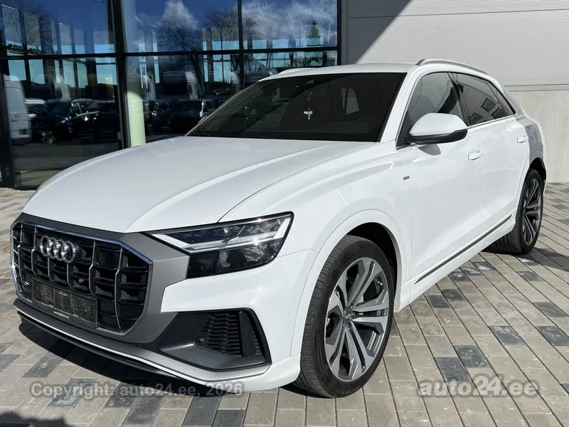 Audi Q8 - 1