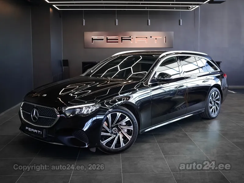 Mercedes-Benz E 300 - 1