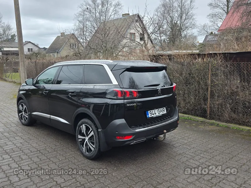 Peugeot 5008 - 1