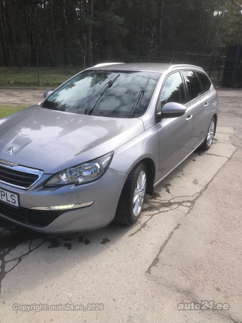Peugeot 308 - 1