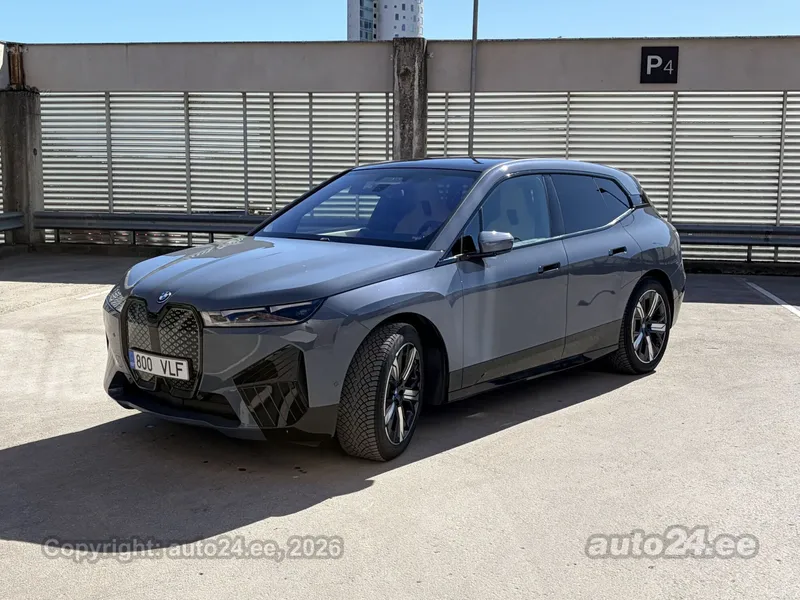 BMW iX xDrive 40 - 1