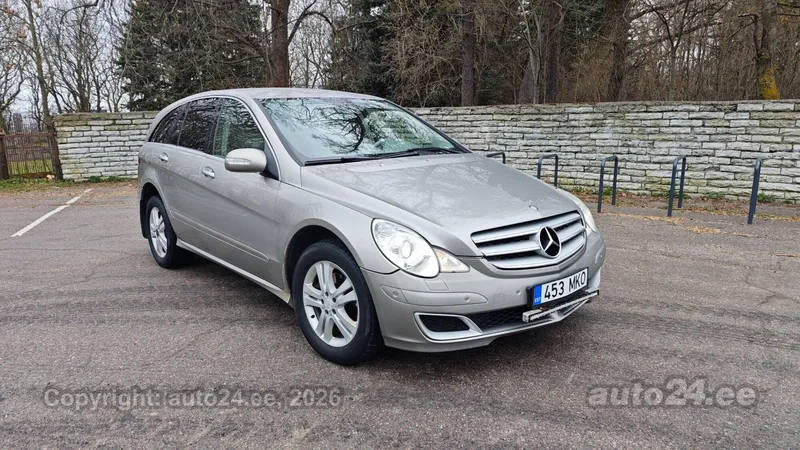 Mercedes-Benz R 320 - 1