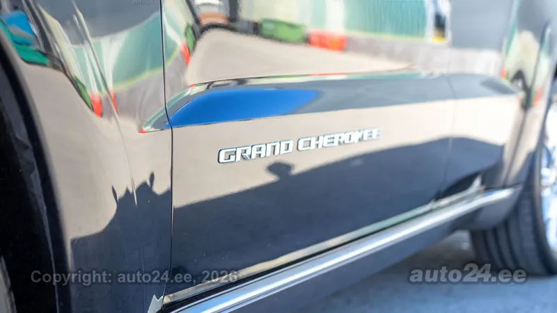 Jeep Grand Cherokee - 1