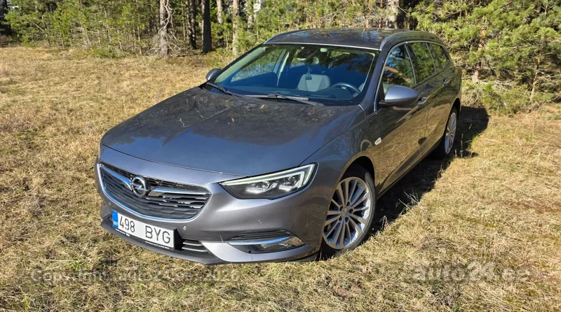Opel Insignia - 1