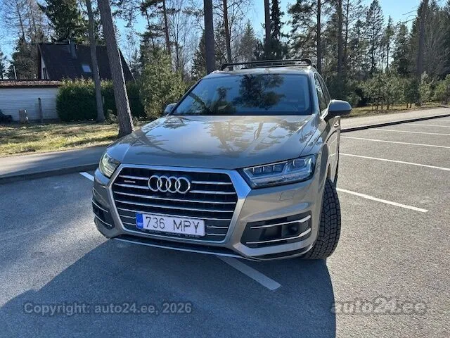 Audi Q7 - 1