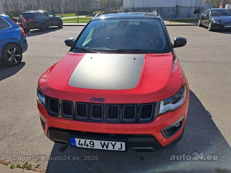 Jeep Compass - 1