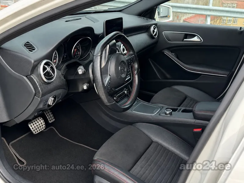 Mercedes-Benz A 180 - 1
