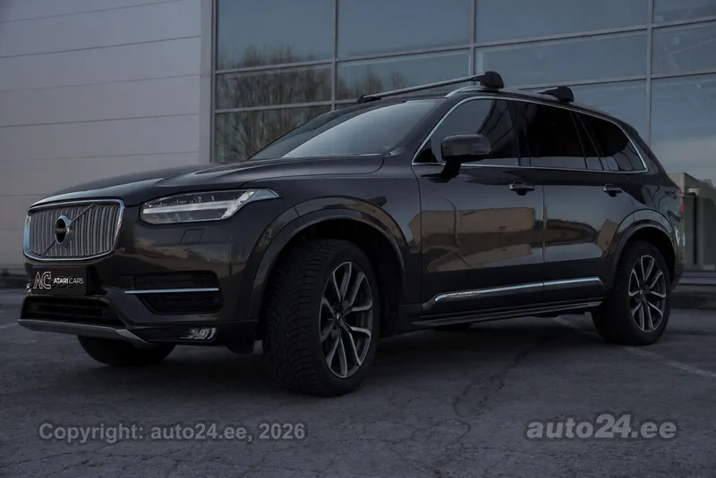 Volvo XC90 - 1