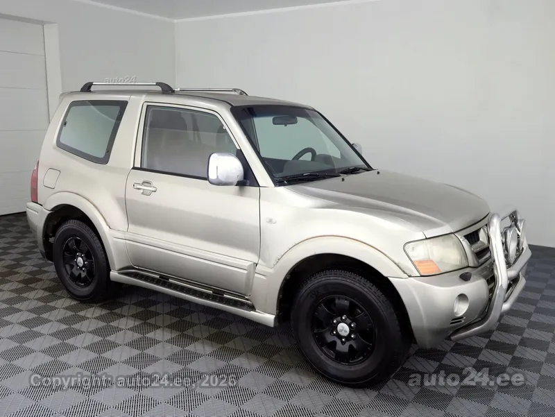 Mitsubishi Mitsubishi Pajero
