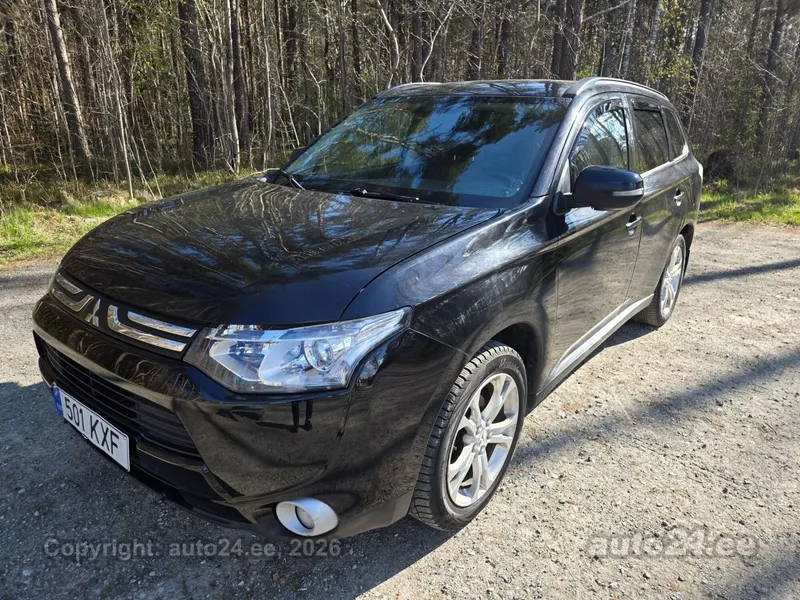 Mitsubishi Outlander - 1