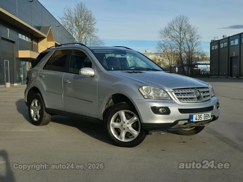 Mercedes-Benz ML 280 - 1
