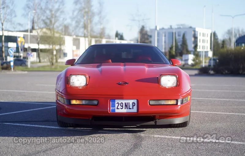 Chevrolet Corvette - 1