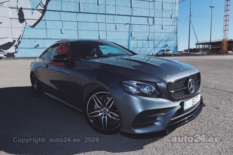 Mercedes-Benz E 200 - 1