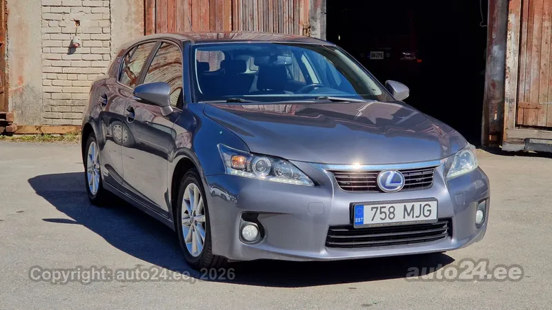 Lexus CT 200h - 1