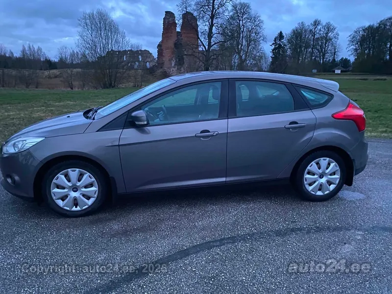 Ford Focus - 1