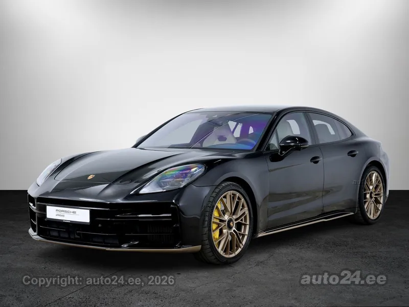 Porsche Panamera - 1