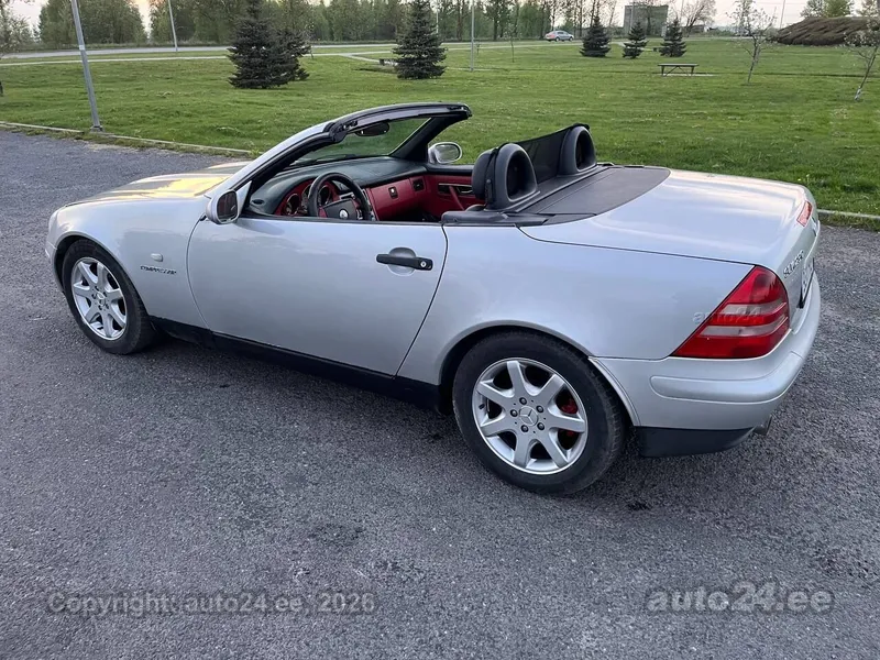 Mercedes-Benz Mercedes-Benz SLK 230