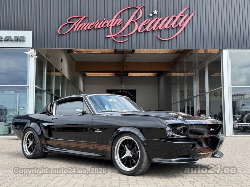 Ford Mustang - 1