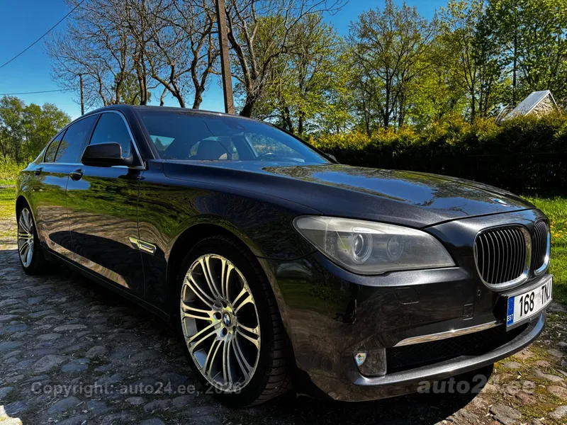 BMW 740 - 1