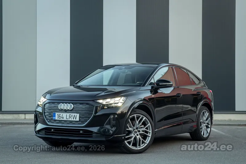 Audi Q4 e-tron - 1