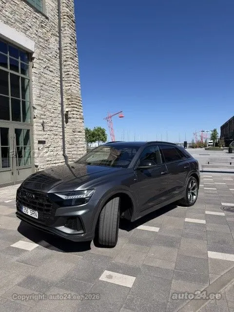 Audi Q8 - 1