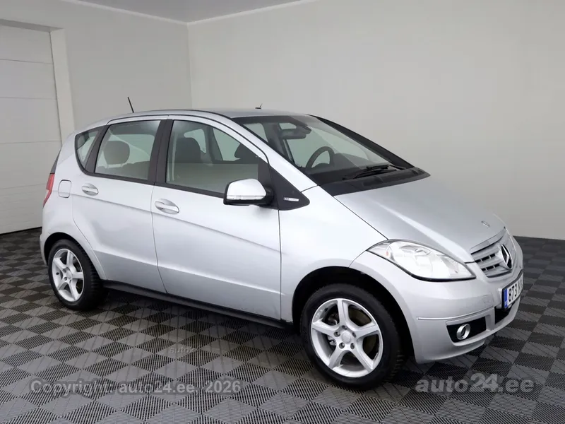 Mercedes-Benz Mercedes-Benz A 160