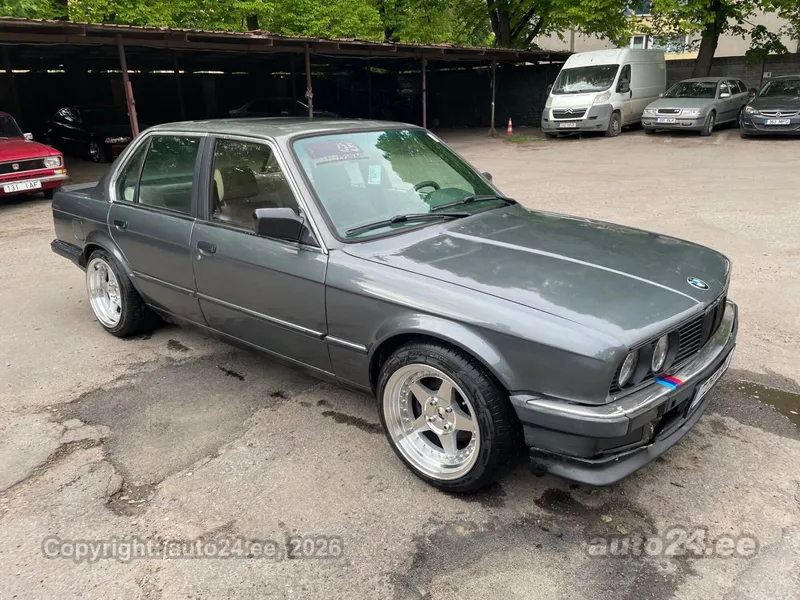 BMW 325 - 1