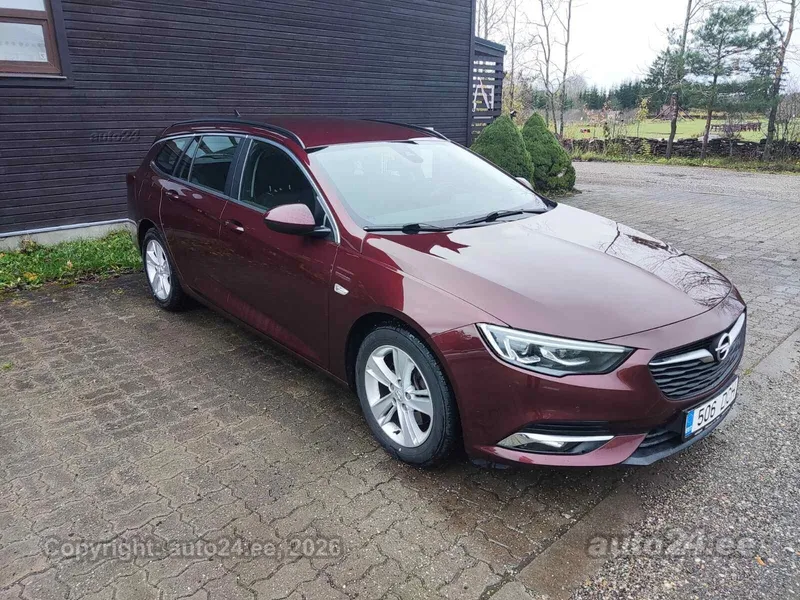 Opel Insignia - 1