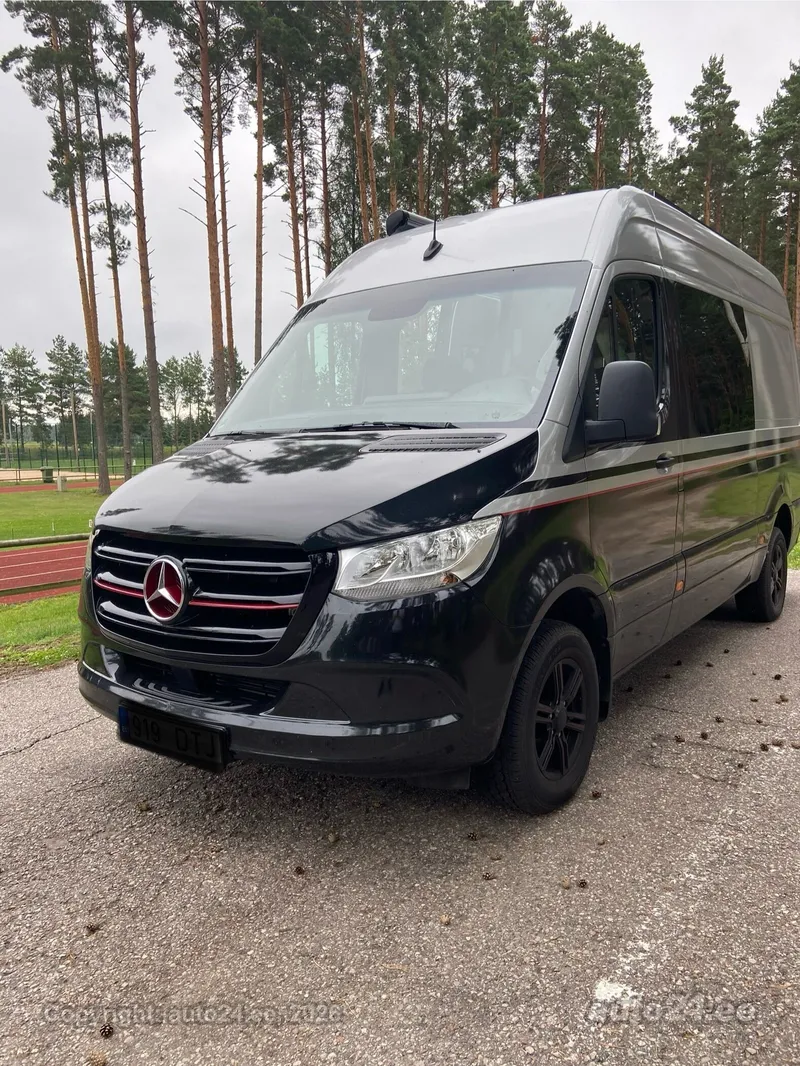 Mercedes-Benz Sprinter - 1