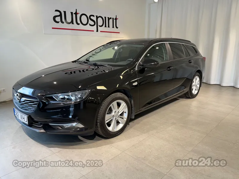Opel Insignia - 1
