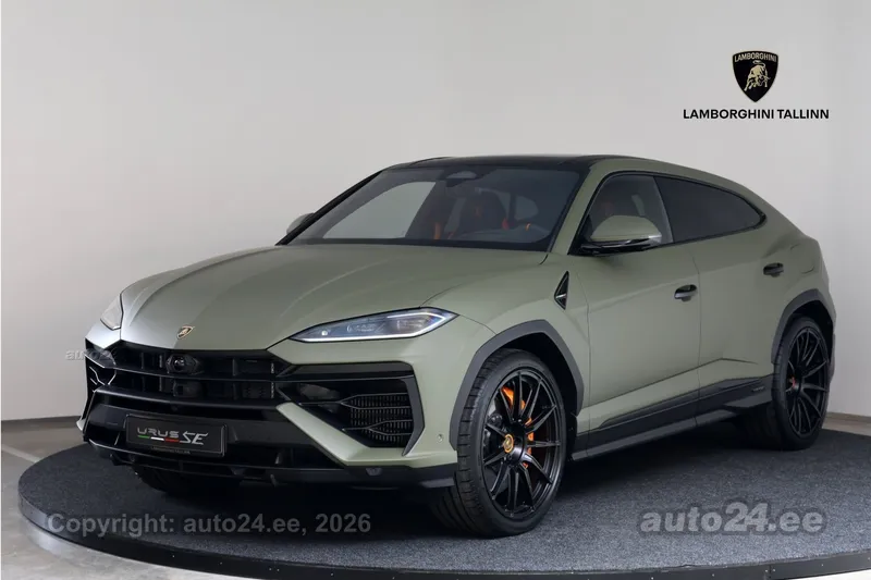 Lamborghini Urus - 1