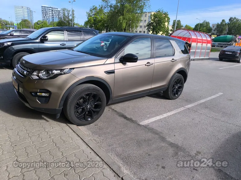 Land Rover Discovery Sport - 1