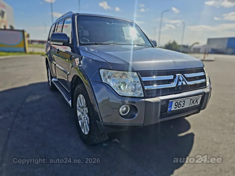 Mitsubishi Mitsubishi Pajero
