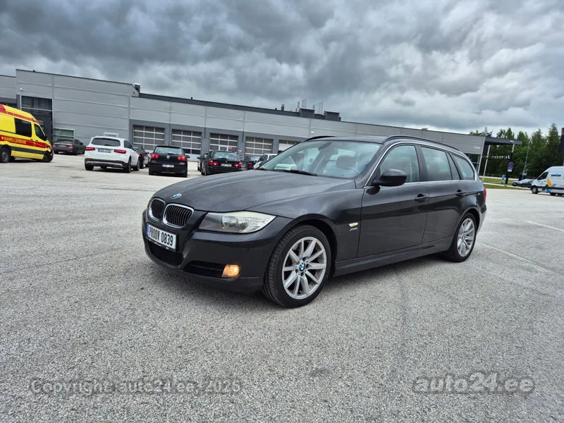 BMW 330 - 1